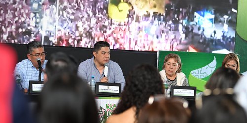 Ricardo Gallardo encabeza presentación de la FENAE en Soledad