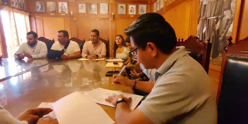 Incrementan 4.2 por ciento al salario de trabajadores del Sindicato Municipal