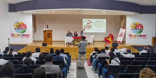 Capacitan sobre transparencia y acceso de información a los Municipios