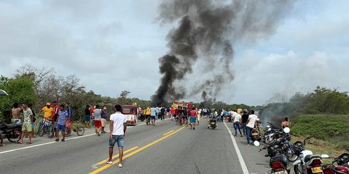 Tragedia en Colombia: al menos siete muertos y 49 heridos al explotar un camión cisterna cargado de gasolina