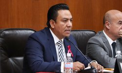 Entregará Gobernador 30 ambulancias con recursos obtenidos del proceso contra la ex titular de Salud