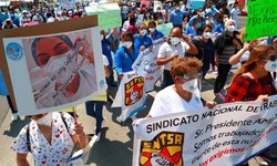 Médicos del Hospital Infantil de México exigen vacunación contra Covid-19