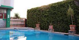 Muere mujer ahogada en alberca de hotel