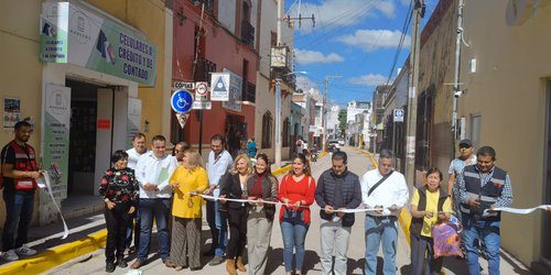 Comerciantes y familias de calle Mollinedo ya tienen drenaje y lineas de agua nuevas