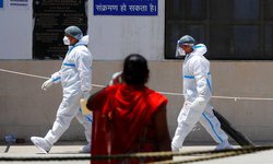 India sufre un colapso hospitalario al registrar récords mundiales de Covid-19