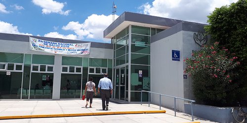 Murió en las bancas del ISSSTE persona de Tamasopo