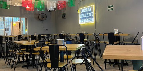 Detienen a cuatro presuntos asaltantes a Bar La Curadita de SLP