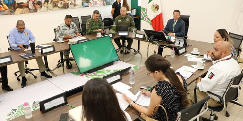 Va Guzmar A. González a asamblea de Secretarios de Seguridad en Oaxacaa