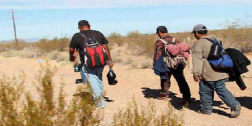 Jóvenes mantienen idea del “sueño americano”, pero cada vez menos emigran a Estados Unidos