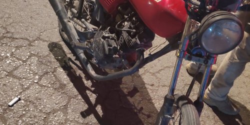 Detienen a tipo del Pedregal de San Marcos, con moto robada
