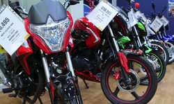 Motocicletas nuevas deben salir de establecimiento con placas y tarjeta