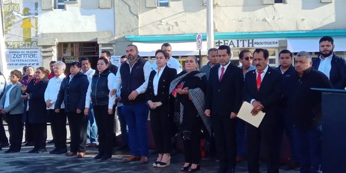 Conmemoran 217 años del natalicio de Benito Juárez