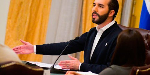 El Salvador suspende el pago de agua y electricidad por el coronavirus