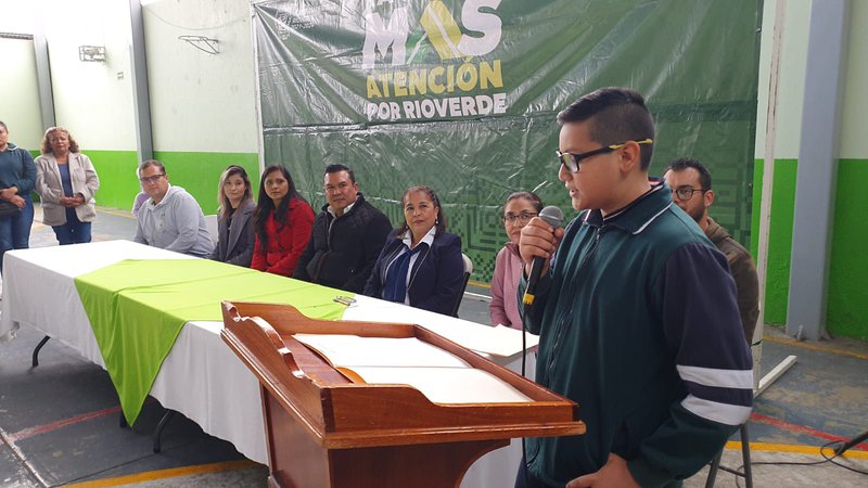niño_agradece_obra_en_escuela.jpeg