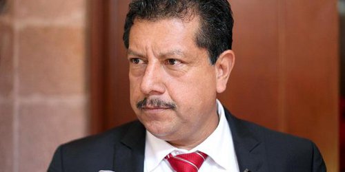 Oscar Bautista celebrará a las madres mediante concurso de videos