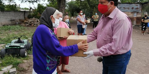 Va tercera entrega de despensas a comunidades del llano por OBV