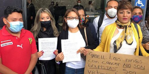 Hugo López-Gatell es denunciado ante la FGR por padres de niños con cáncer