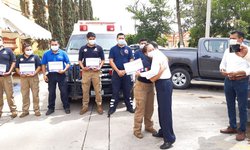 Reconocen en su día a paramédicos de Ciudad Fernández