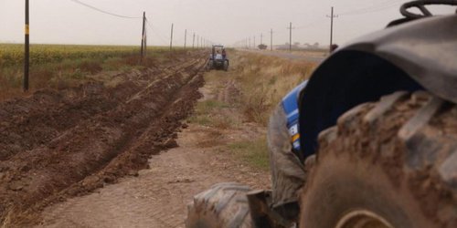 Murió campesino a bordo de su tractor al trabajar en su milpa