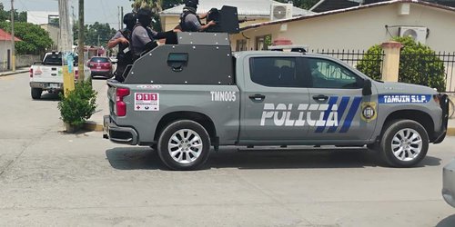 Detienen a tres policías municipales de Tamuín, por presunto secuestro