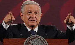 Pensión del Bienestar para Adultos Mayores podría ser mensual, reveló AMLO