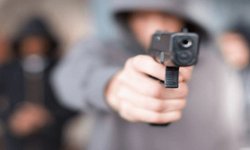 Quiso meter paz en discusión, y le dieron un balazo en la cara: Esta grave