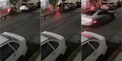 Motociclistas se impactan contra automóvil en Iztapalapa, patrulla se sigue de largo