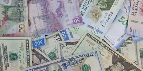 Precio del dólar hoy 10 de enero de 2024: El peso cae antes de dato de inflación de EU
