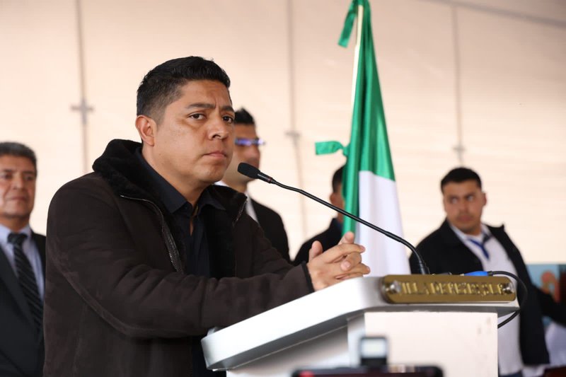 ricardo_gallardo_luto.jpeg