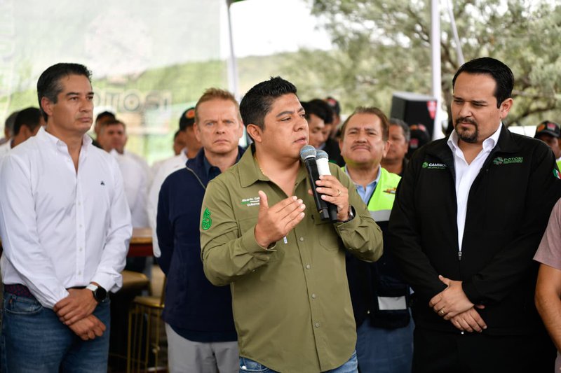 ricardo_gallardo_mensaje_autopista_matehuala_mirioverde.jpeg