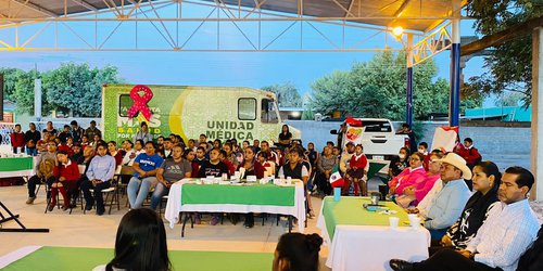 Familias de San Bartolo respaldan al alcalde Urbiola, por beneficios otorgados