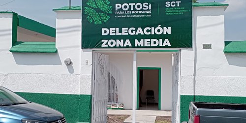 Hasta concesionarios fallecidos presentan revista vehicular