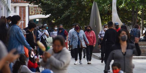 Al menos 5 estados retroceden en semáforo COVID ante tercera ola en México; Salud no presenta mapa nacional