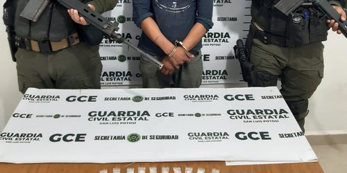 Detienen en centro de Rioverde a tipo con droga cristal
