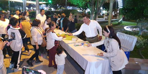 "Tamaliza" en la plaza principal por Día de la Candelaria
