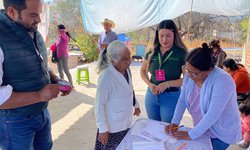 Tarjeta Rosa apoya a 140 mil potosinas