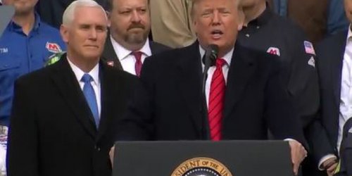 Donald Trump firma Acuerdo Modificatorio del T-MEC