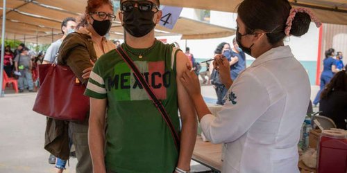 En octubre concluiría vacunación contra Covid-19