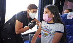 Adolescentes de 15 a 17 años sin comorbilidad serán incluidos en plan de vacunación COVID