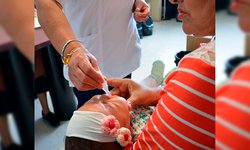 Hay desabasto de vacunas infantiles en el sector salud de la región media