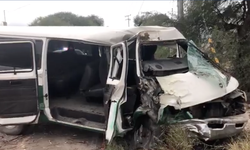 Mariachis lesionados en fuerte choque en carretera de la ribera