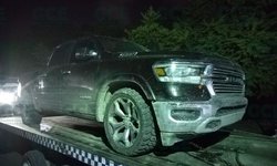 Recupera Guardia Civil dos vehículos robados, y unidad con blindaje artesanal