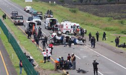 Vuelca patrulla en Penjamo, Guanajuato: Hay cuatro policías muertos