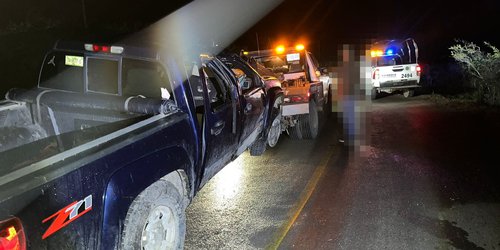 Familia herida en volcadura de carretera Alaquines