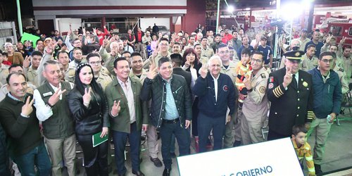 Formalizan convenio para respaldar a bomberos y sus familias