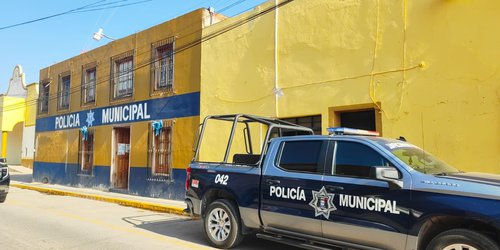 Prometen incrementos salariales graduales para policías municipales