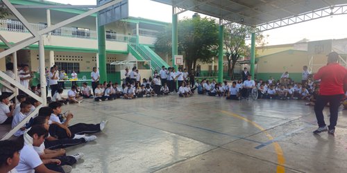 Secundaria Agustín Martínez realiza carrera por el Día Mundial de la Salud