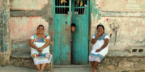 El 65% de los hijos de hablantes de maya en Yucatán ya no aprenden la lengua.