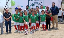 Niñas de Santa Catarina logran tercer lugar estatal en la Copa Deibi 2026