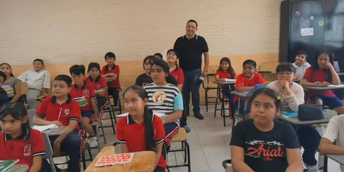 Alumnos de primaria preparan repertorio de Cri-Cri para presentación estatal